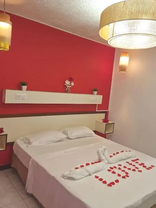 Romantique Studio Piscine, Plage Les Trois-Ilets 0*,  Martinique