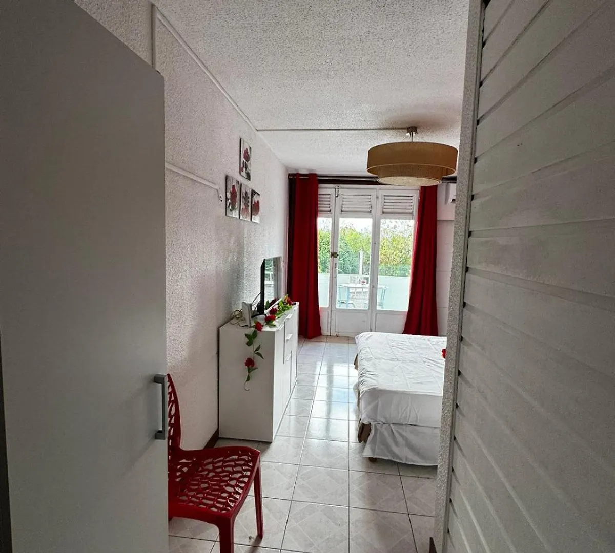 Apartment Romantique Studio Piscine, Plage Les Trois-Ilets