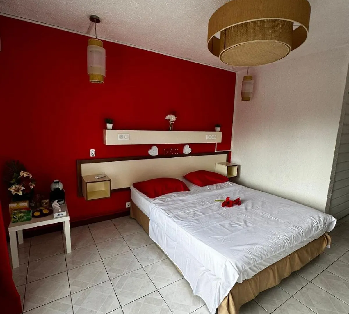 Romantique Studio Piscine, Plage Les Trois-Ilets