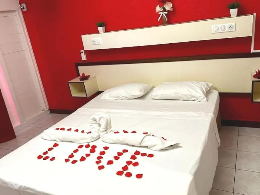 Romantique Studio Piscine, Plage Les Trois-Ilets 0*,