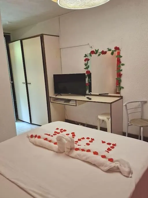 Romantique Studio Piscine, Plage Les Trois-Ilets