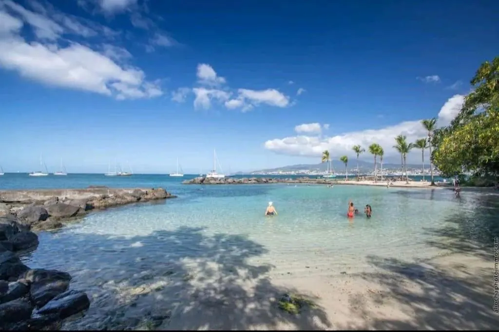 Romantique Studio Piscine, Plage Les Trois-Ilets